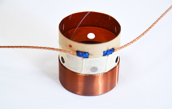 低音接導(dǎo)線音圈