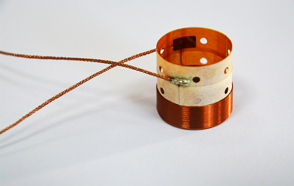 低音接導(dǎo)線音圈